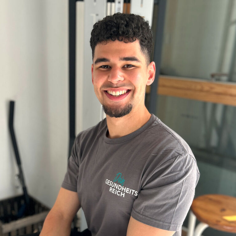 Kariem Ombabi, Physiotherapeut der Physiotherapie Praxis Gesundheitsreich in Schwarzenbek