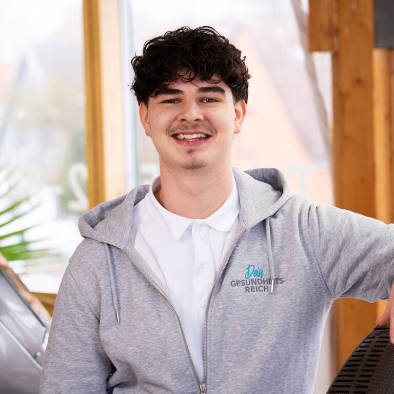 Xander Johan Dietz, Auszubildender im Büromanagement der Physiotherapie Praxis Gesundheitsreich in Mölln